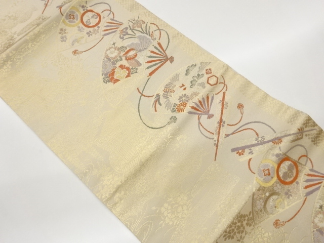 扇子に鴛鴦・鶴・花々模様織出し開き名古屋帯（額縁仕立て）